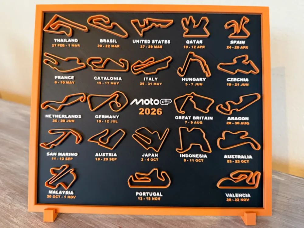 Calendrier Grands Prix Moto 2026 - circuits en relief, déco à poser sport mécanique — impression 3D pla par Manu3D