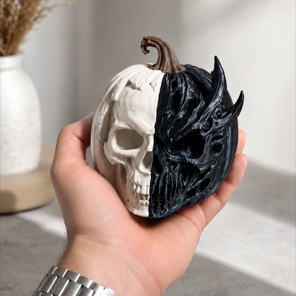 TWO PERSONALITY PUMPKIN (4 pieces)