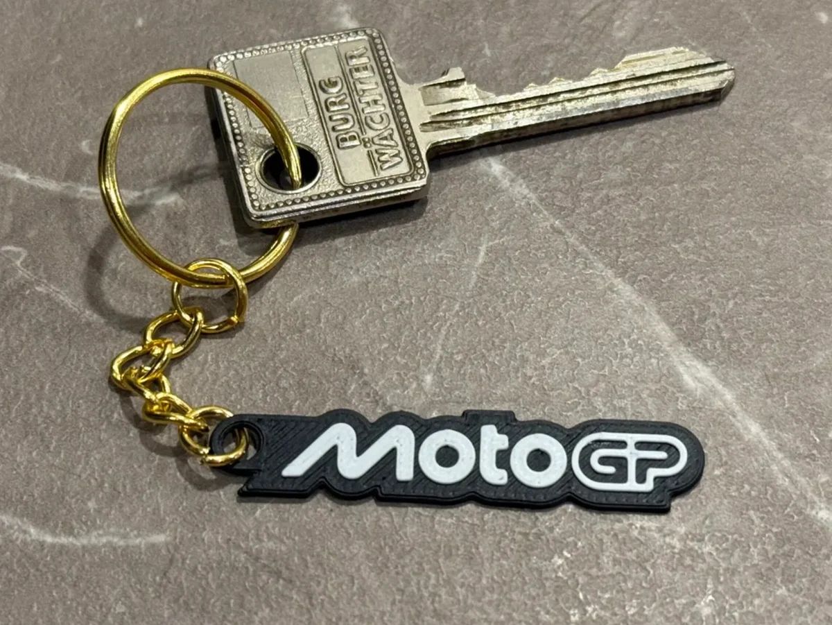 Porte-clés moto - plaque relief deux tons — impression 3D pla par Manu3D